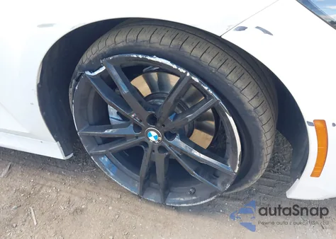 2022 BMW 330I xDrive z USA, uszkodzony, nr VIN 3MW5R7J00N8C29890